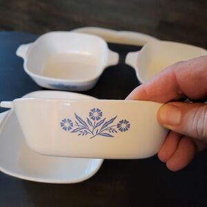 Corningware set of 4